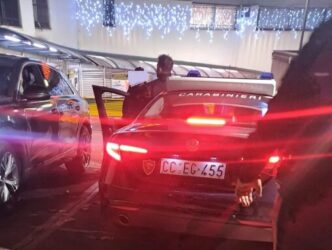 Rapina Armata Al Supermercato3A