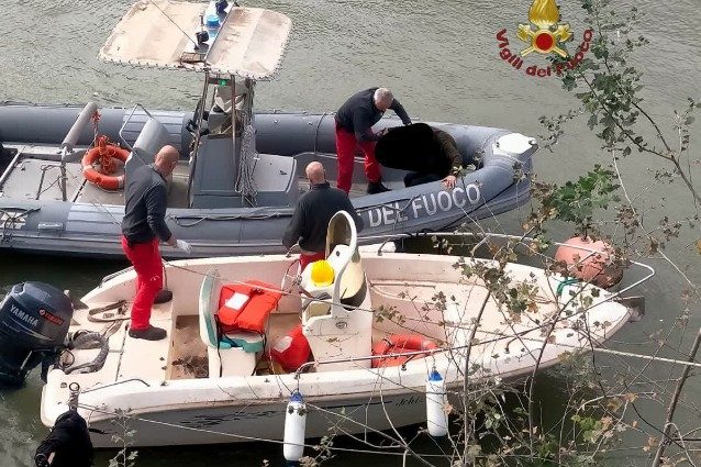 Salvataggio Nel Tevere3A Vigili
