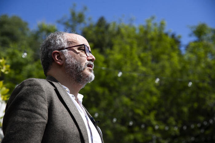 Sanzioni E Polemiche Nel Mondo