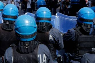 Scontri A Bologna3A Manifestazi
