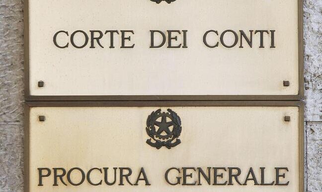 Spese Sospette E Abusi3A La Cor