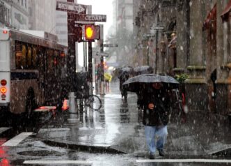 Tempesta Di Viaggi E Polemiche
