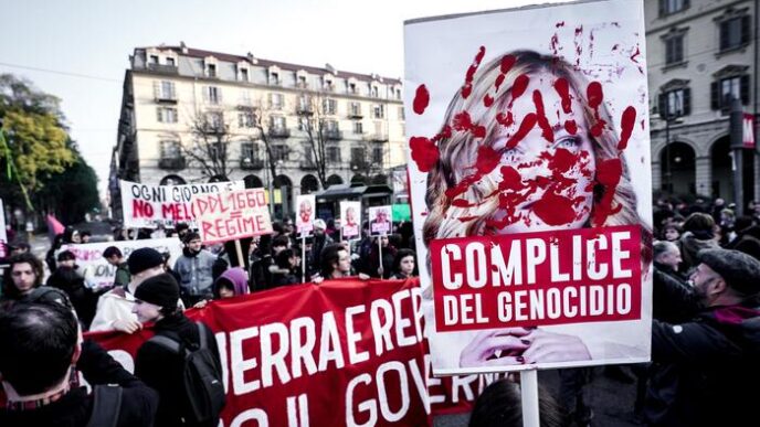 Tensioni E Scontri Nel Corteo