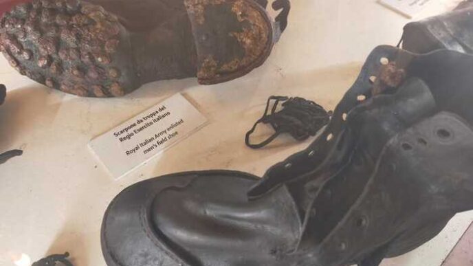 Trieste Ospita La Mostra 22Le F