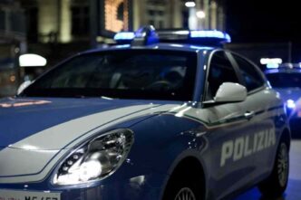Ubriaco Chiama La Polizia Per