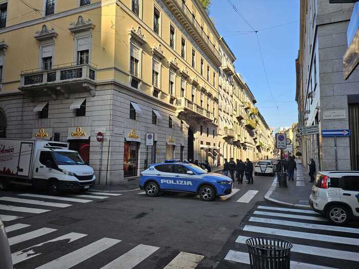 Vandalismo A Milano3A Devastate