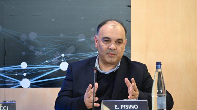 La Disparitc3A0 Nel Panorama Tecn