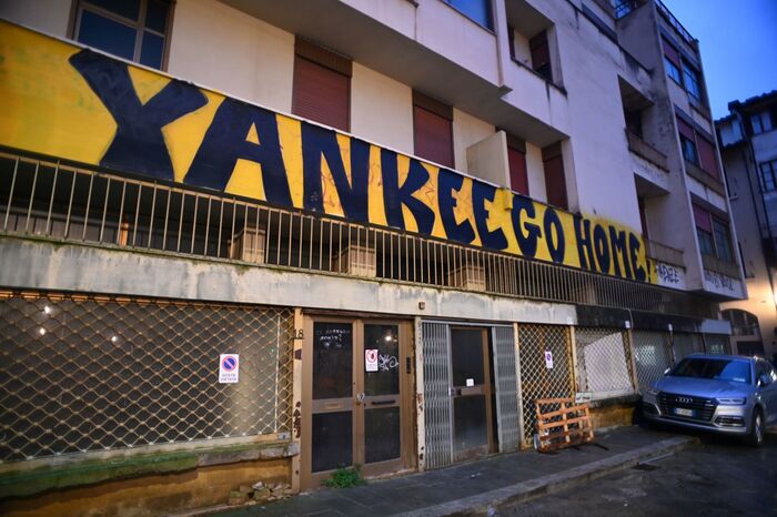 22Yankee Go Home223A Messaggi Di