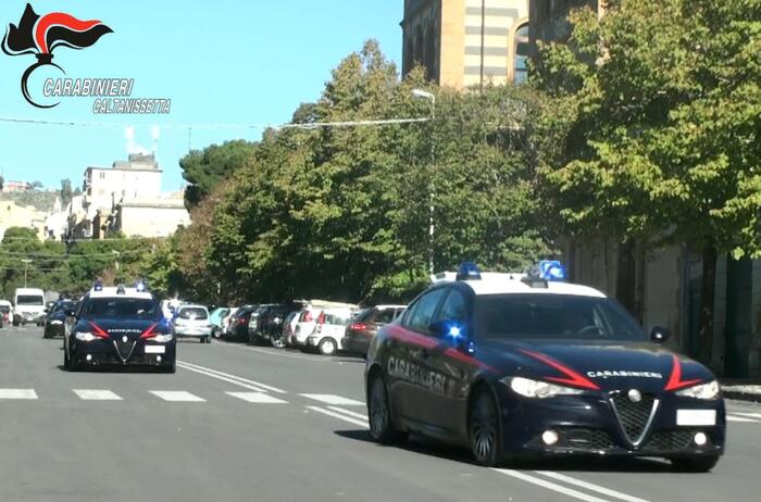 Abusi In Una Struttura Socio A
