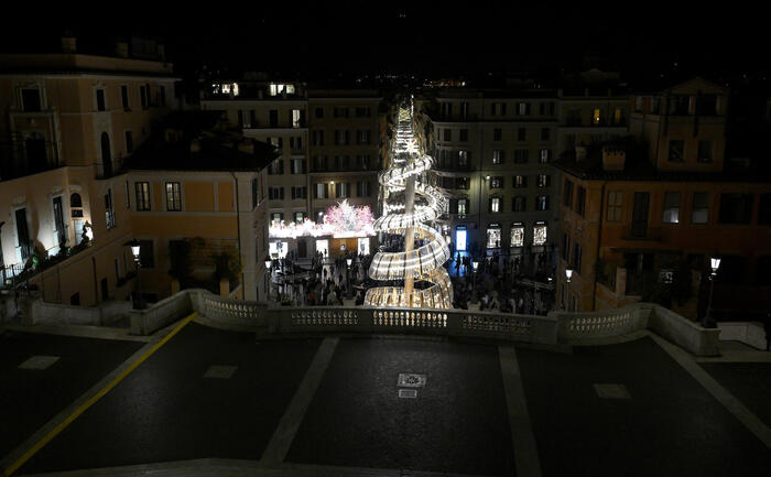 Accensione Dell27Albero Di Nata