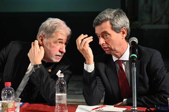 Accuse Reciproche Tra Marco Bu