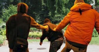 Aggressione Brutale Ai Giardin