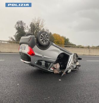 Agguato Su Strada3A Un Agente S