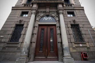 Aifa Avverte Sui Rischi Del Me