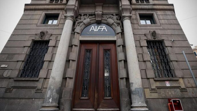 Aifa Avverte Sui Rischi Del Me