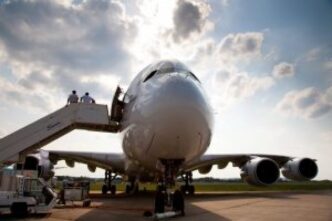 Airbus Supera Boeing3A Un27Anali