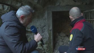 Aiuti In Corso Per La Speleolo