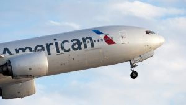 American Airlines3A Quasi 122C7