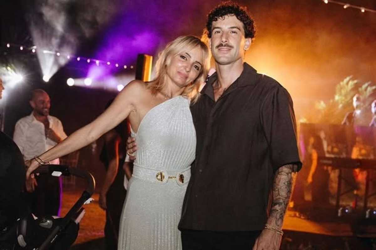 Ex Amici Si Sposano: L'Annuncio In Diretta, Tutti In Lacrime 5 Veronica Paparini E Andreas Muller Sposi