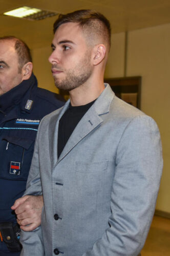 Andrea Piscina Condannato A 6