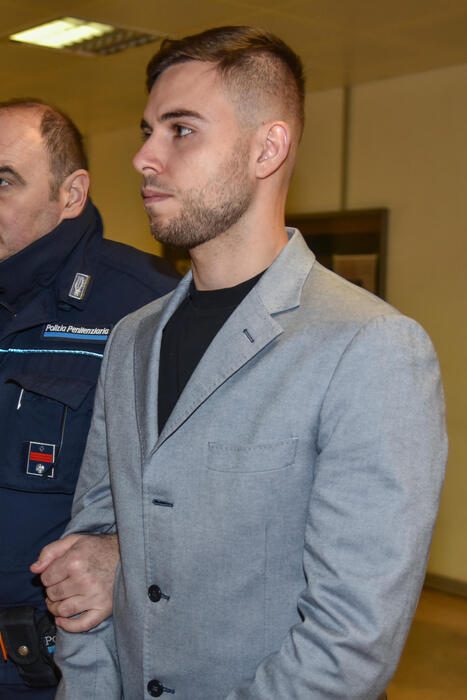 Andrea Piscina Condannato A 6