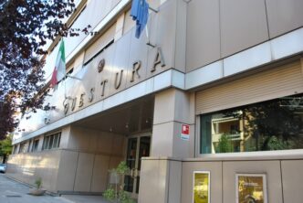 Arrestato A Cosenza Un Uomo Ac