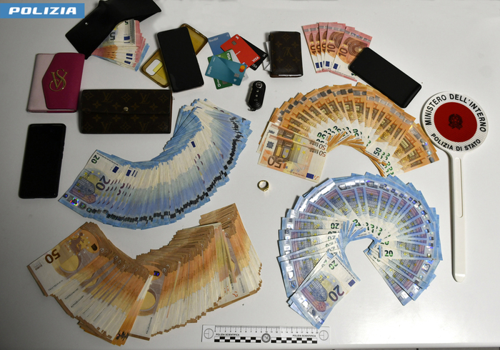 Arresti A Belluno3A Due Peruvia