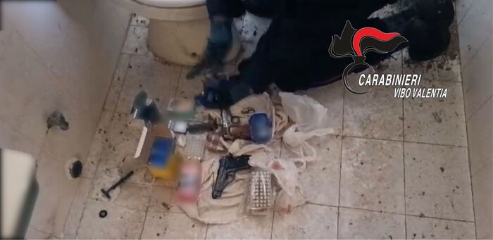 Arresti A Mileto3A Scoperti Arm