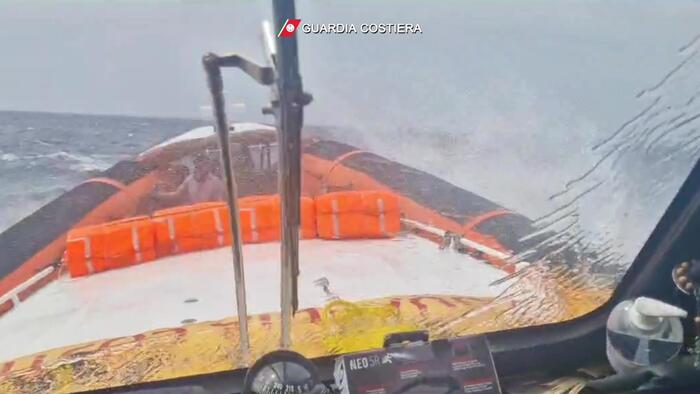 Bambina Salvata A Lampedusa3A D