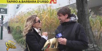 Barbara De28099Urso Riceve Un Tapir