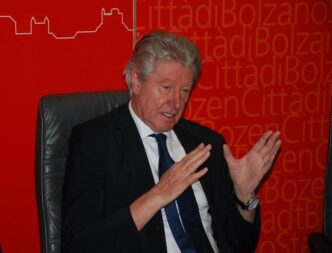 Bolzano3A Il Sindaco Renzo Cara