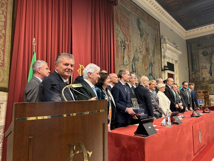 Calabria E Il Ruolo Strategico