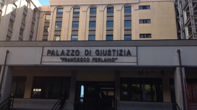 Catanzaro3A Il Tribunale Libera