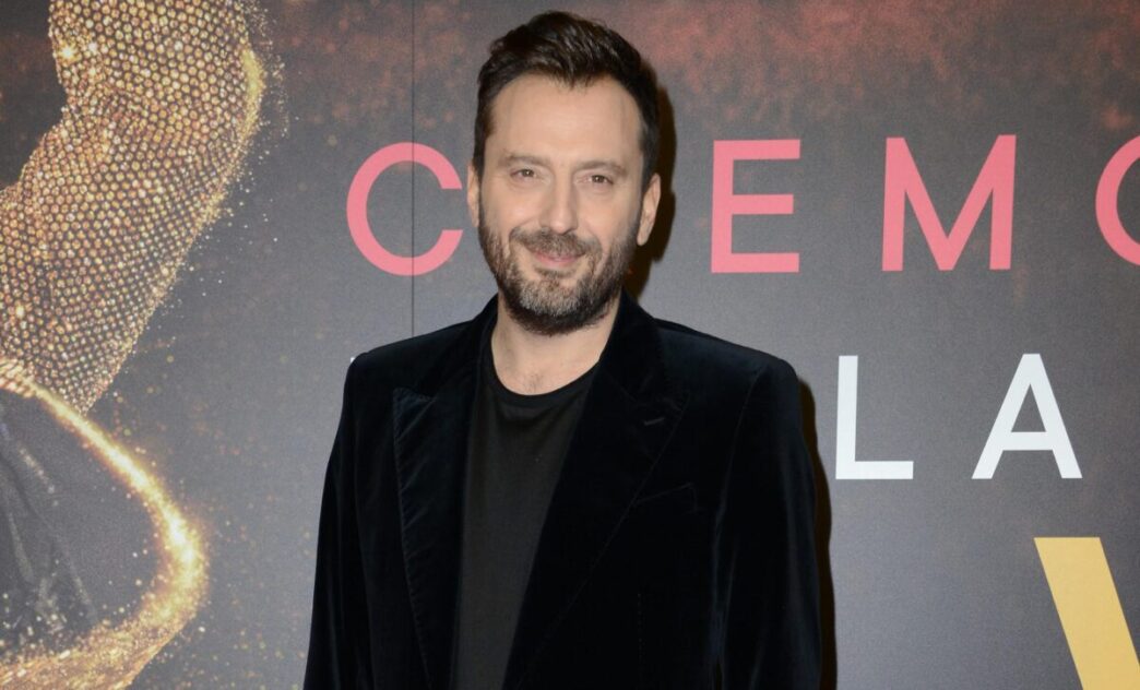 Cesare Cremonini Trasforma Un