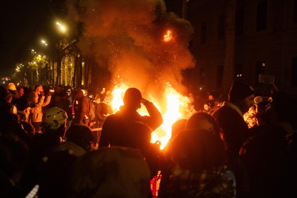 Crescendo Di Proteste In Georg