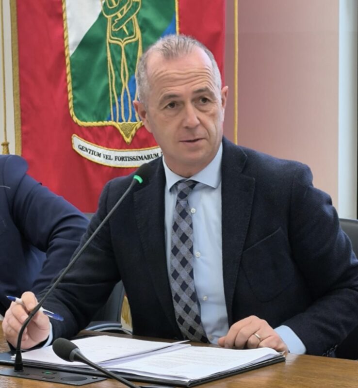 Crisi Delle Aziende Per I Serv