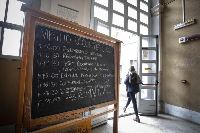 Danni Alle Scuole3A Il Minister