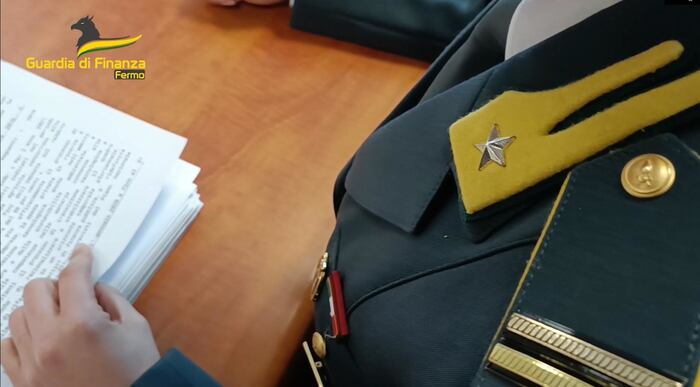 Denunciato Rappresentante Di A