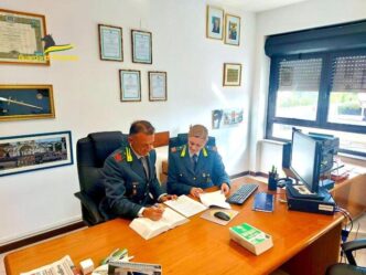 Dirigente Asl Sospeso3A Accuse