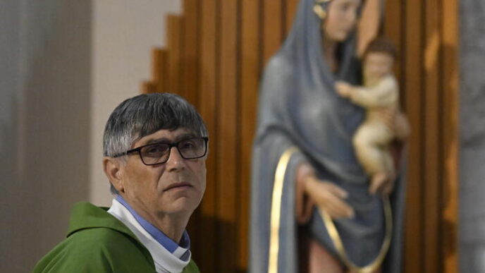 Don Maurizio Patriciello Racco