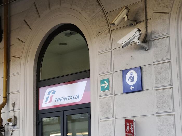 Donna 60Enne Infortunata Alla