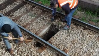Emergenza A Pozzuoli3A Una Buca
