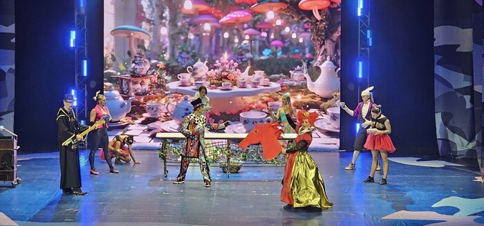Emozione E Magia Al Teatro Pol