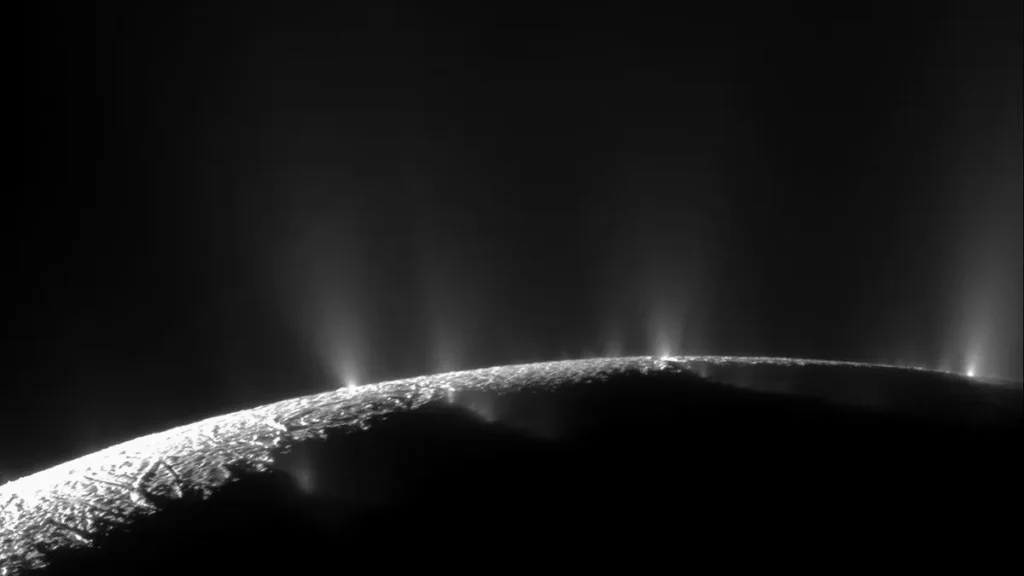Encelado3A La Luna Di Saturno C