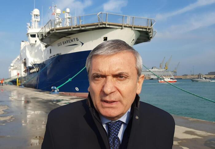 Espulsione Di Un Cittadino Alb