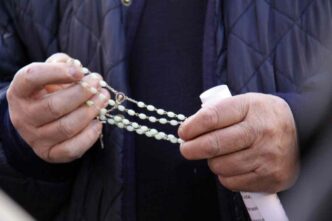 Finti Preti In Giro Per Monza