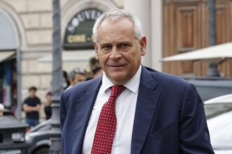Flusso Massiccio Di Fedeli E P