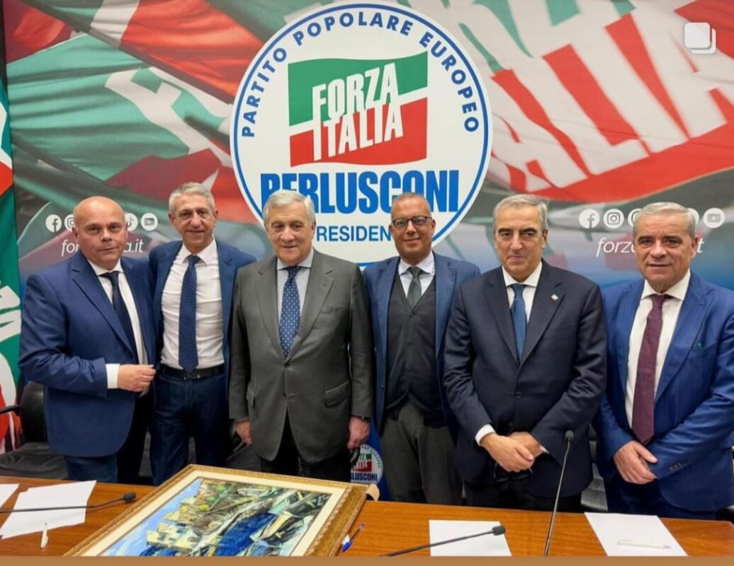 Forza Italia Chiude La Campagn