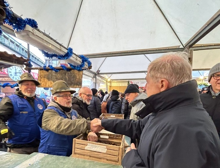 Genova Celebra Il Natale Con L