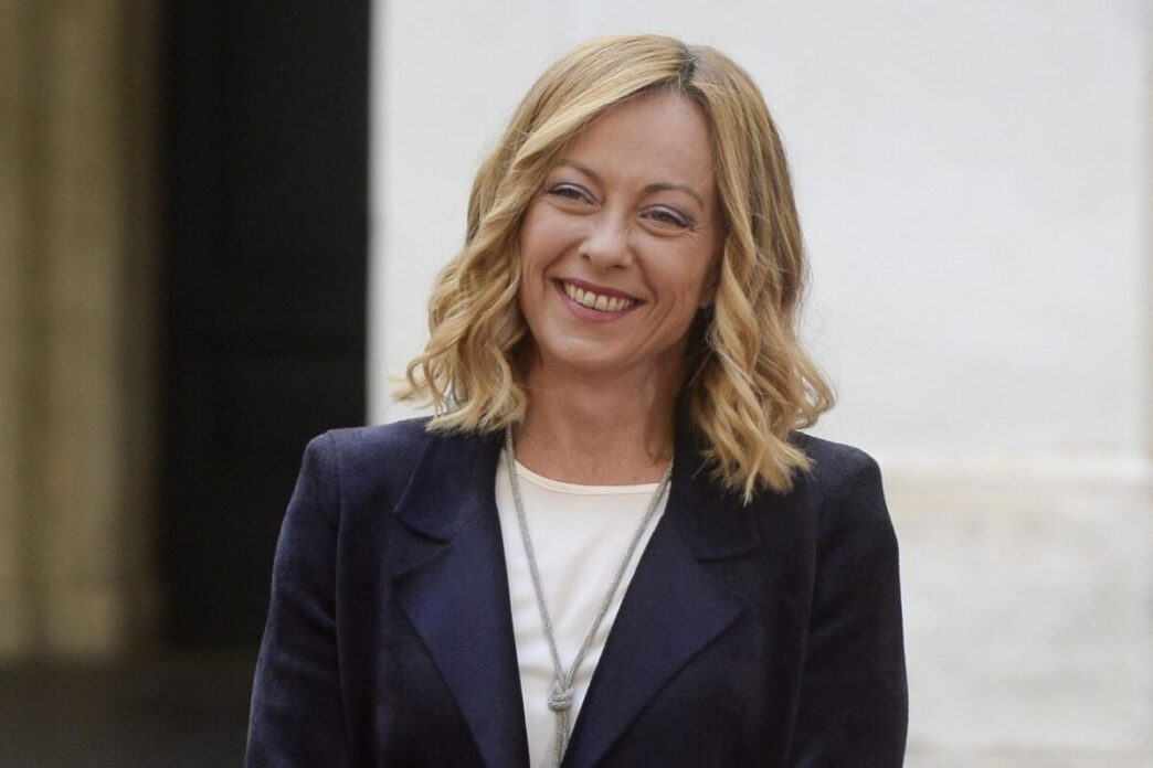 Giorgia Meloni3A Dalla Critica